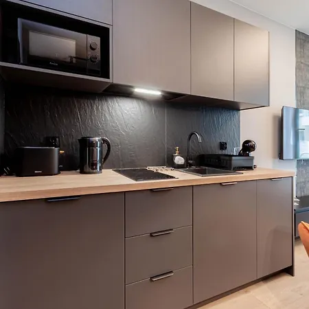 Apartly- Garden Ii Z Prywatnym Ogrodem W Centrum &widok シュチェチン