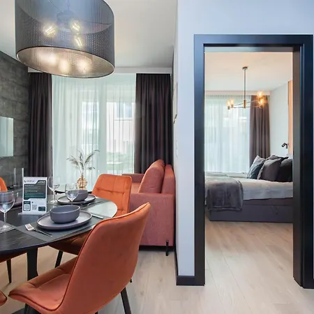 Apartly- Garden Ii Z Prywatnym Ogrodem W Centrum &widok アパート シュチェチン